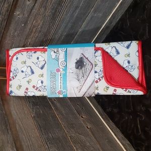 Snoopy and woodstock ice cream soda dish drying mat NWT